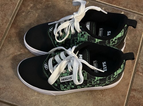 Heelys youth size - 2, 20